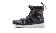 Roshe Run Hi Sneakerboot QS WMNS "Liberty of London Armory Navy" 633519 402