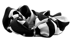 Silk Scrunchie "Black / White" CHRM0862
