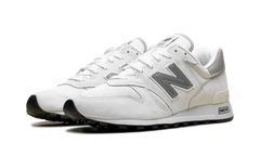 1300 "MiUSA Reflection White" U1300WH