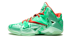 Lebron 11 "Christmas" 616175 301