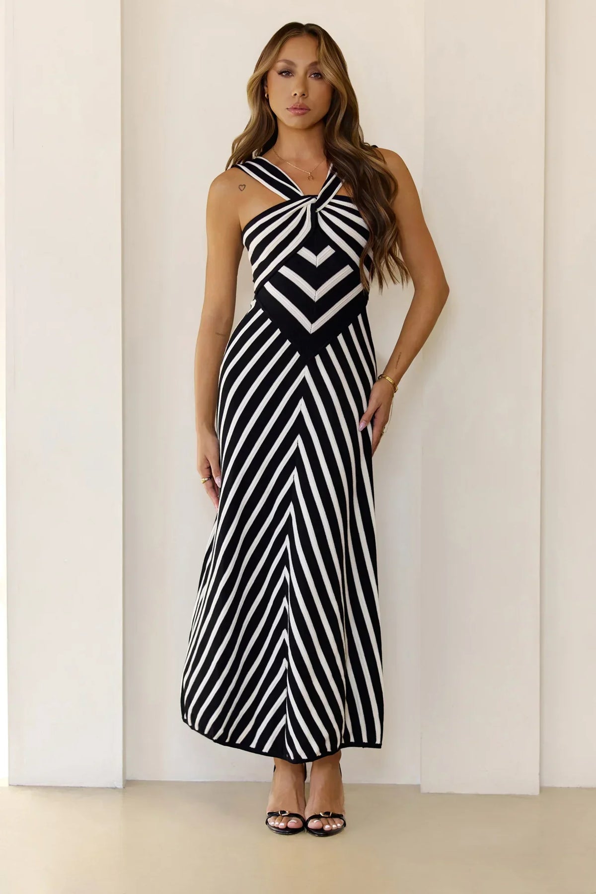 Beach Girl Knit Midi Dress Black