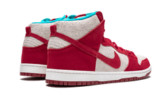 SB Dunk High Pro "Dr. Seuss" 305050 661