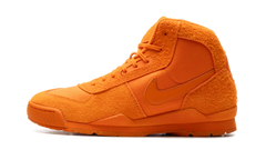 Air Baltoro x STÜSSY "Safety Orange" IM7419 800