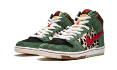 SB Dunk High Pro QS "Dog Walker" BQ6827 300