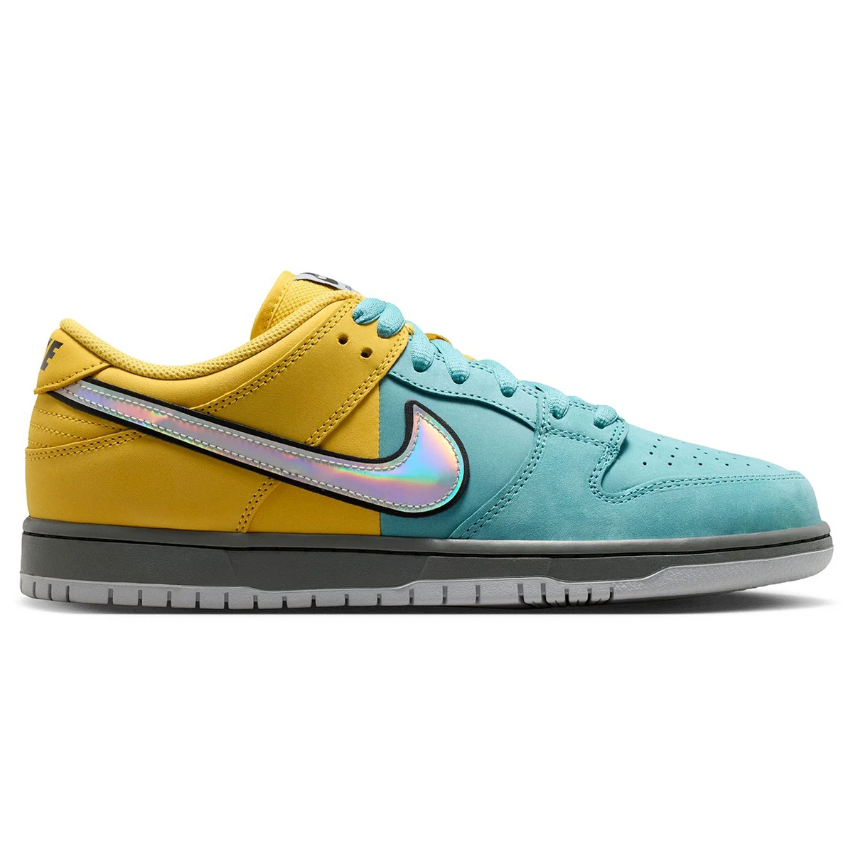 Nike SB Dunk Low Pro