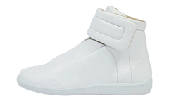 Future High WMNS "White" S58WS0285P7573T1003