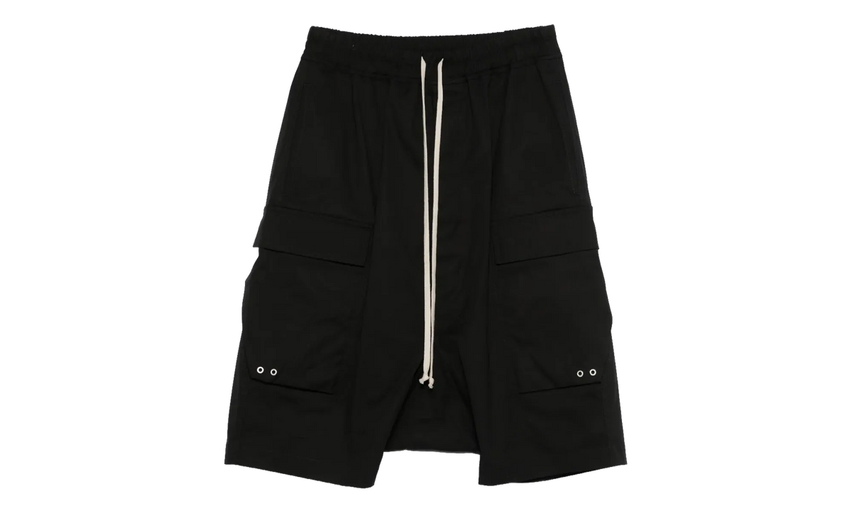 Cargo Pod Shorts "Black" RU02E1389 TE 09