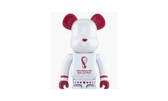 Bearbrick FIFA World Cup Qatar 2022 "White Chrome - 1000%" MEDI3039