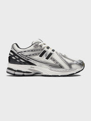 New Balance 1906 Sneakers | Silver Metallic/Black