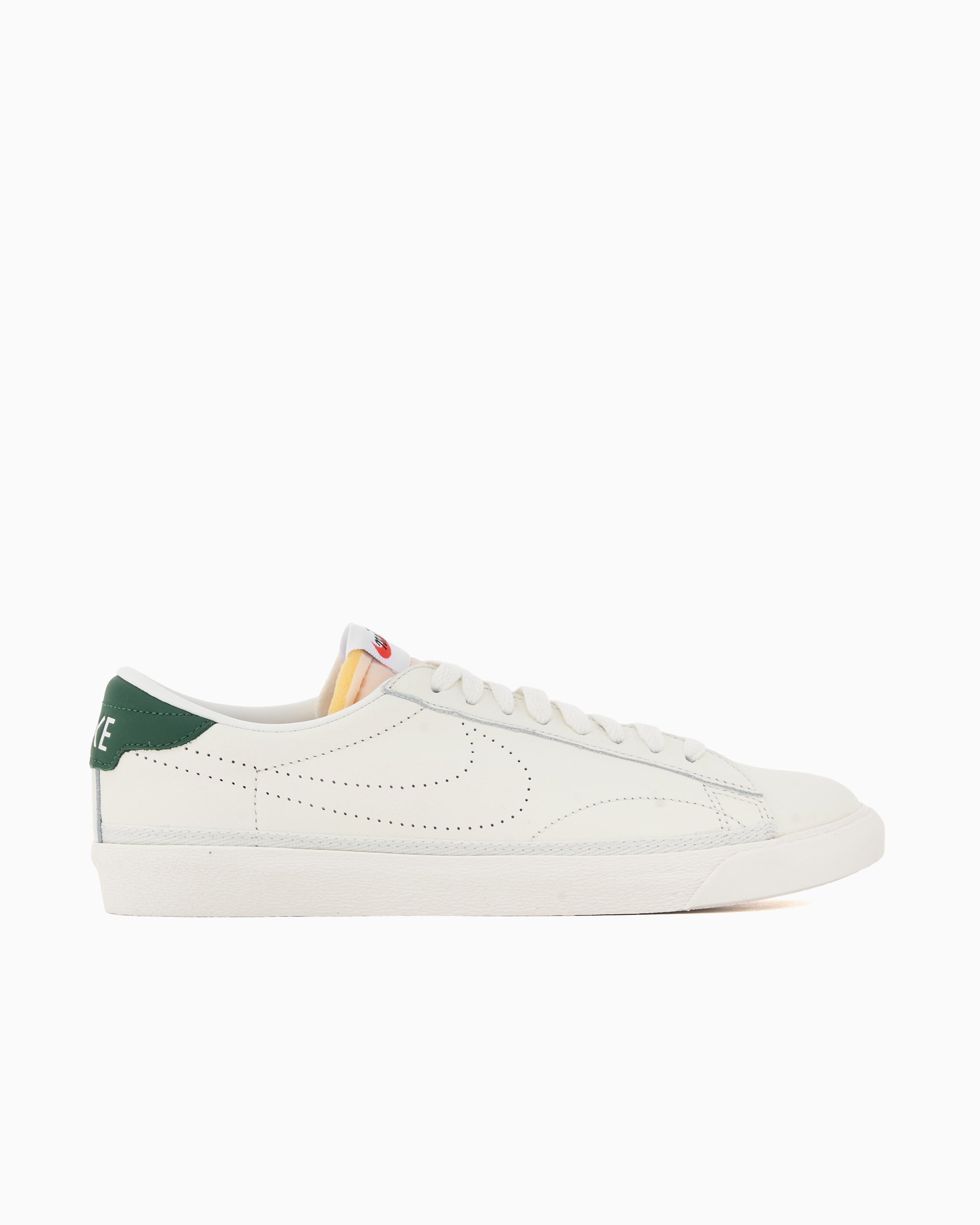 Nike Tennis Classic AC